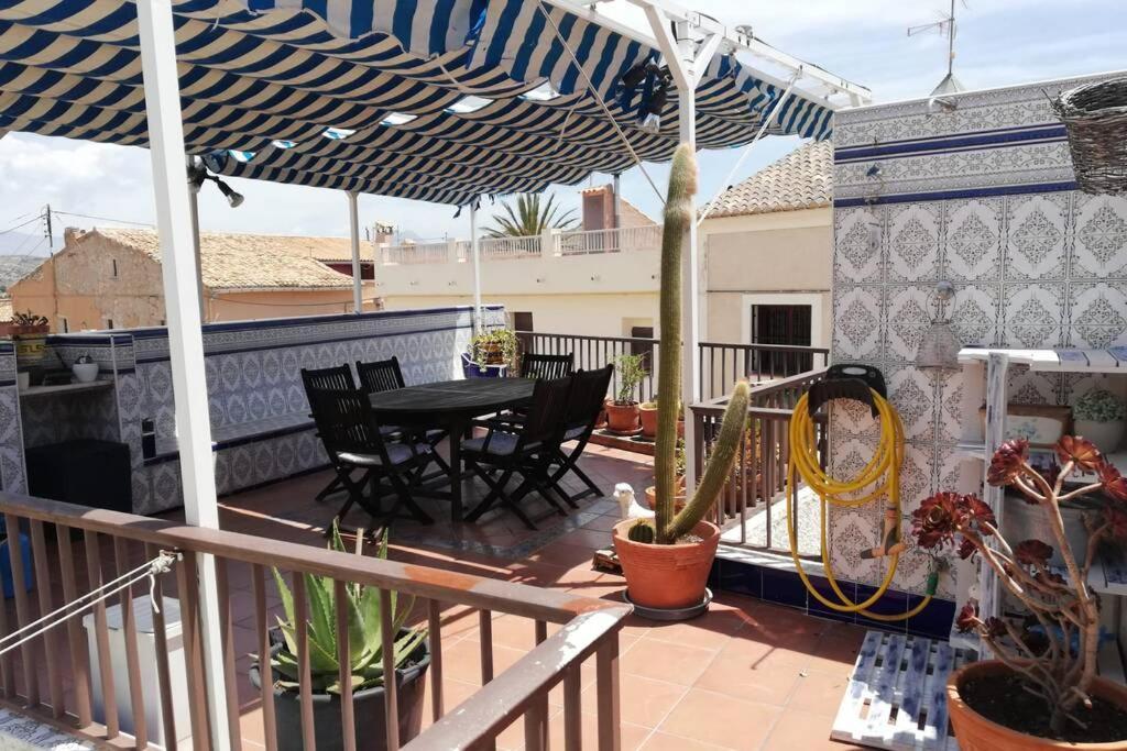 Casa Con Terraza/Confortable House With Terrace Aigues Екстериор снимка